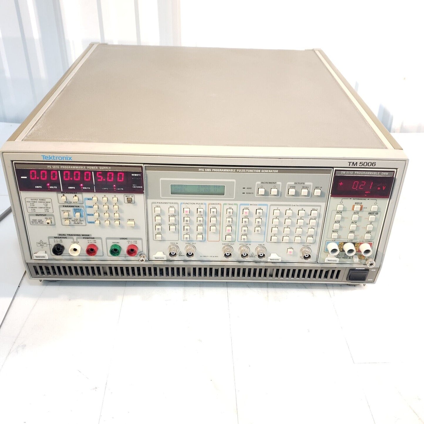 Tektronix TM5006 w/ PS5010 Power Supply PFG5105 Pulse Function Generator DM5110
