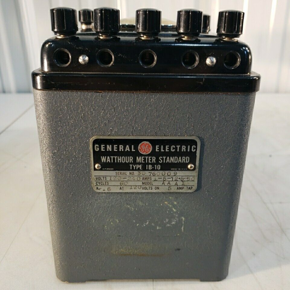 General Electric Vintage 1B-10 Portable Watthour Meter Standard Test Unit
