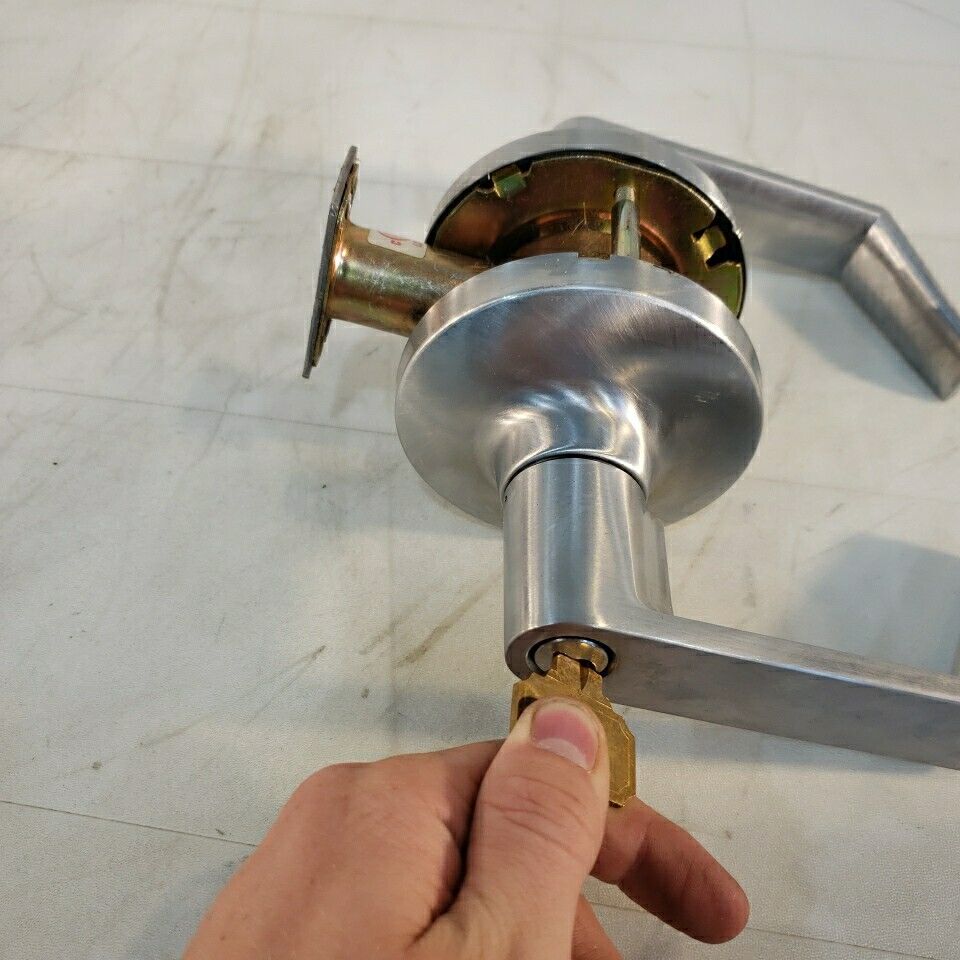 Hager 3450 NC WTN Entry Commercial Office Lever Door Handle Lock with Key 5BZ1