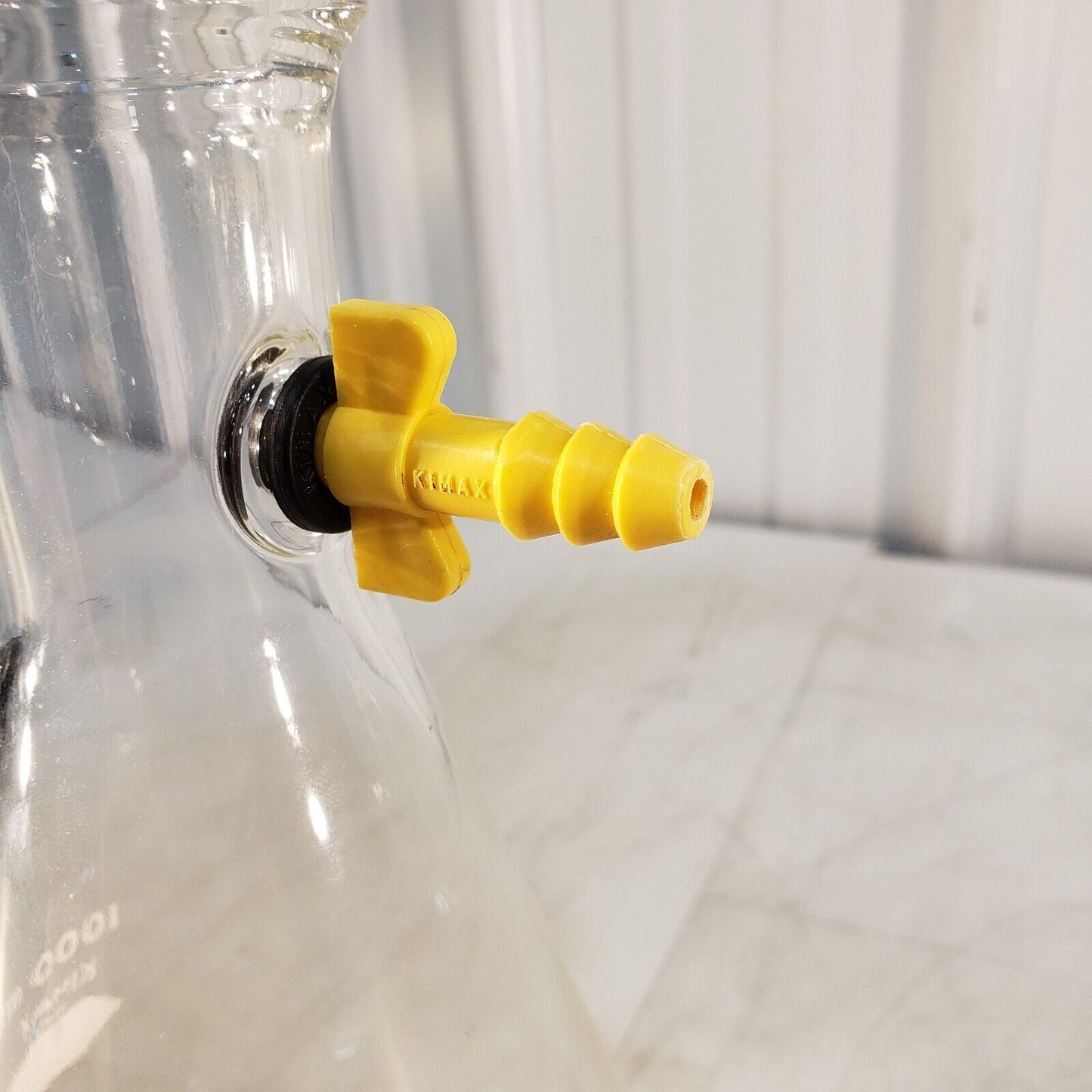 Kimax 1000mL Double Spout Erlenmeyer Bubbling Flask