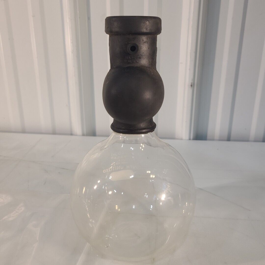 Pyrex 1000mL Flat Bottom Flask Guth Unitized Washbottle Glassware Labratory