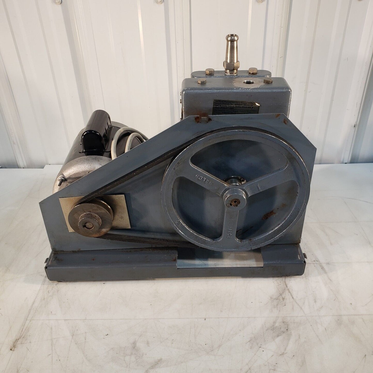 Sargent-Welch 1405 Duo-Seal Vacuum Pump Pulls 15 Torr Of Vacuum 115V High Vacuum
