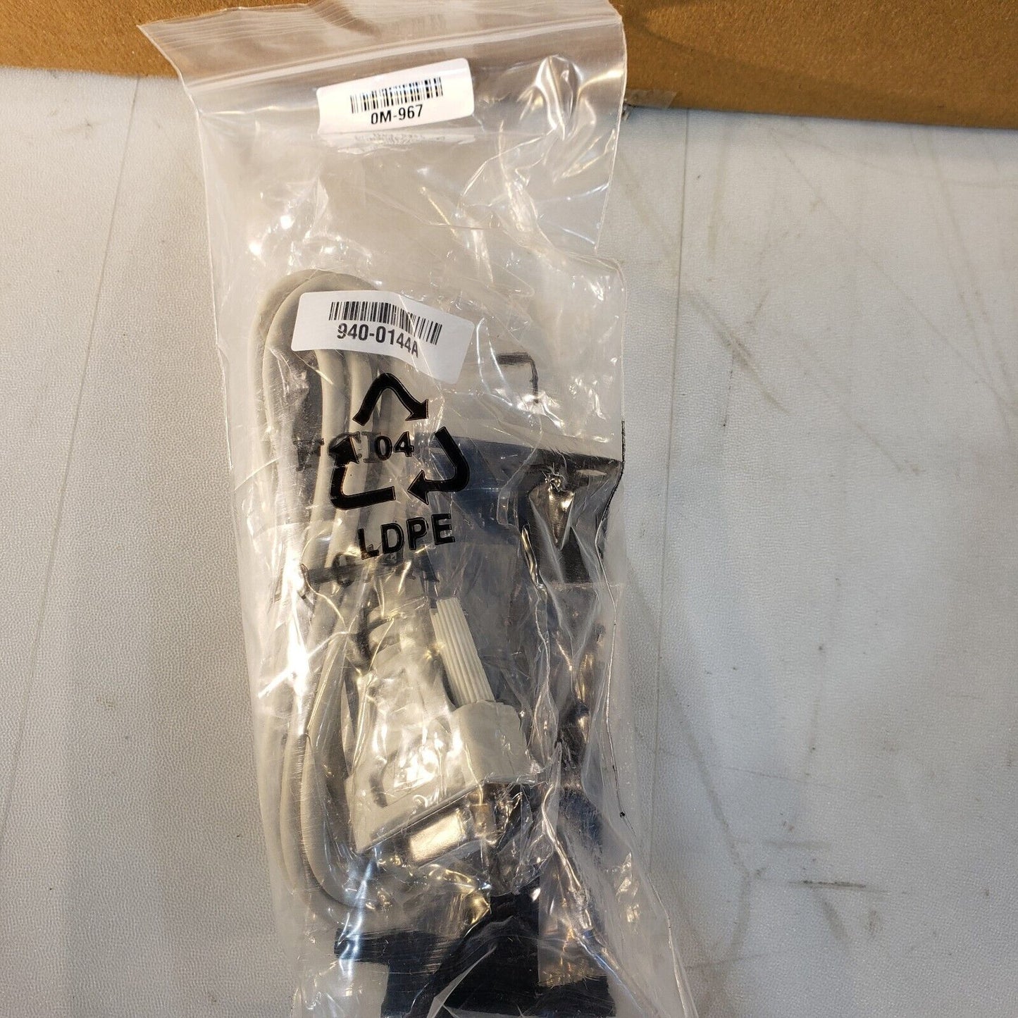 APC AP7800B 1U 15A Metered Rack PDU - Black 100/120VAC 50/60Hz 12A Max (UL)