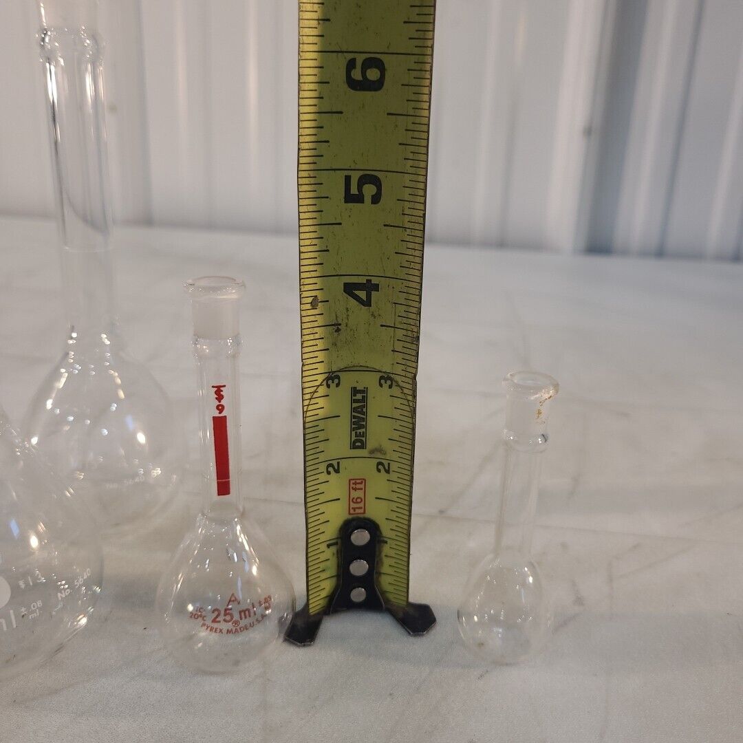 Lot Of 4 Pyrex 5640 Volumetric Flask 2x 100mL 1x 25mL 1x 10mL Glass Laboratory