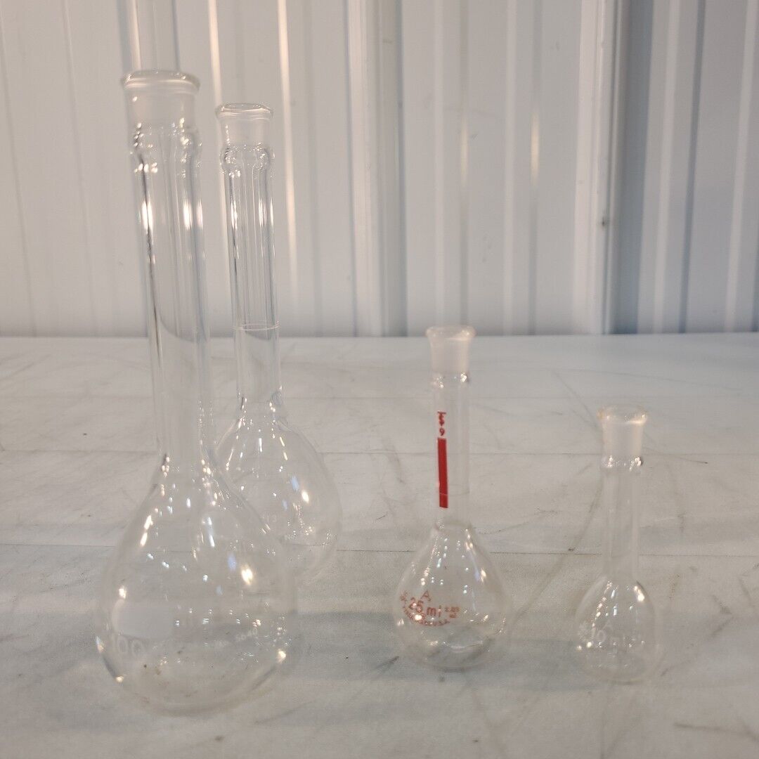 Lot Of 4 Pyrex 5640 Volumetric Flask 2x 100mL 1x 25mL 1x 10mL Glass Laboratory