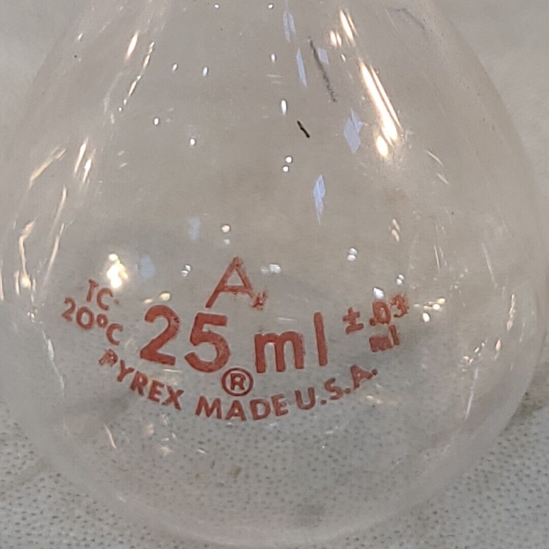 Lot Of 4 Pyrex 5640 Volumetric Flask 2x 100mL 1x 25mL 1x 10mL Glass Laboratory