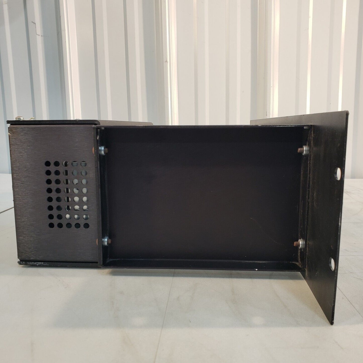 Crestron C2N-SPWS300 Cresnet Power Supply 300 Watts 100-240VAC 4A 50/60Hz 24YZG