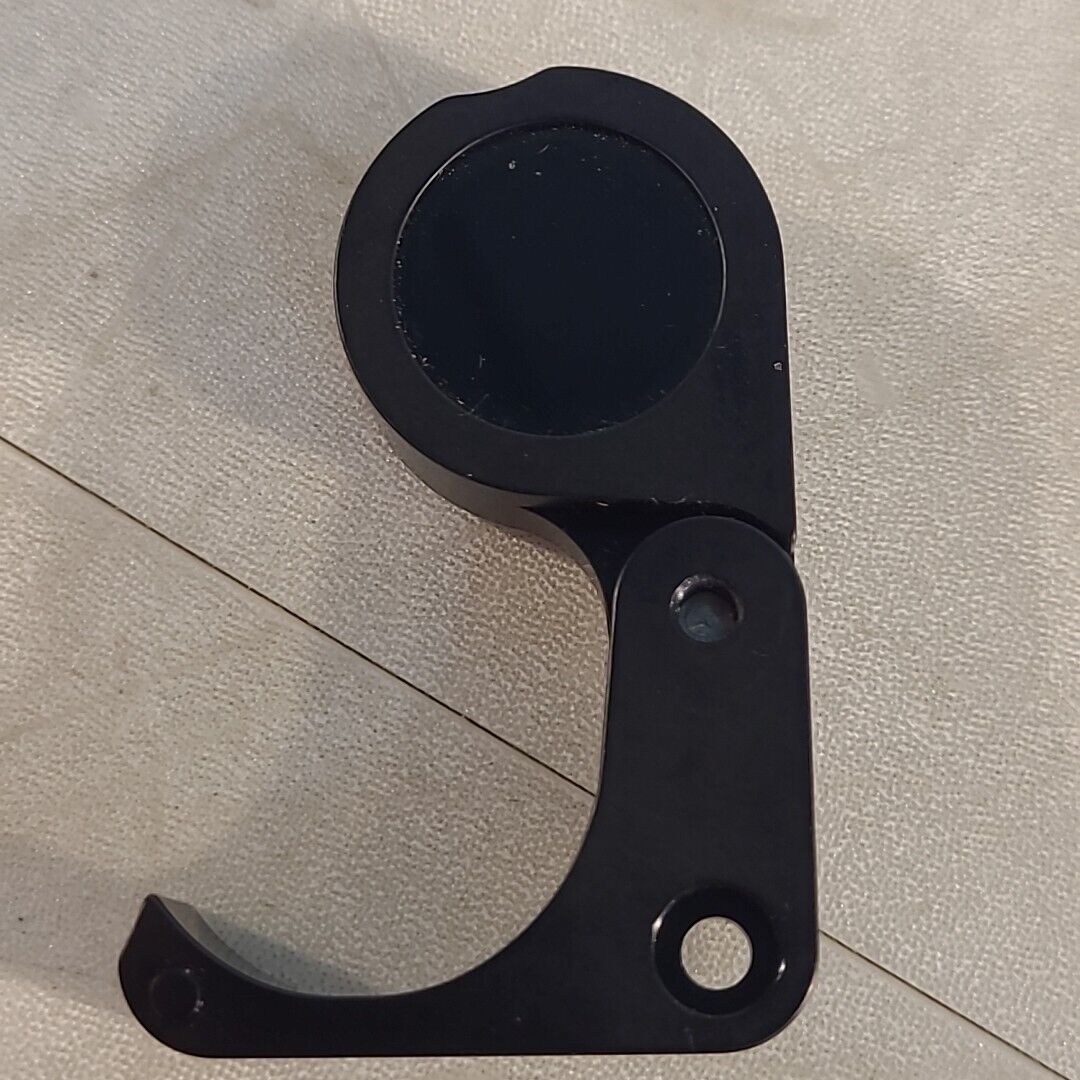 Newport NRC 9897 Optical Filter Holder Flip-up 1" Dia 8-32 Threads W/Filter