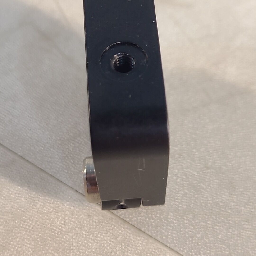 Newport NRC 9897 Optical Filter Holder Flip-up 1" Dia 8-32 Threads W/Filter