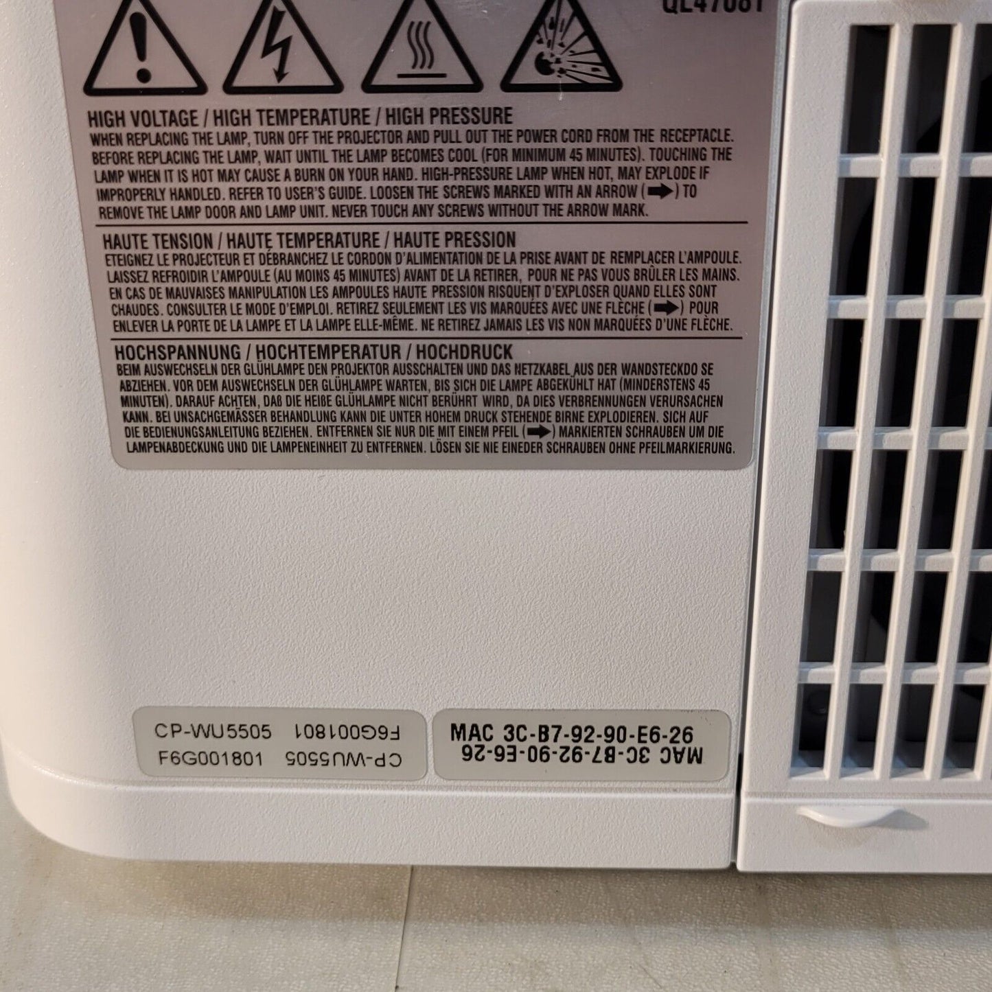 FRESH LAMP Hitachi CP-WU5505 LCD Projector CP-WU5505GF 0 Lamp Hours