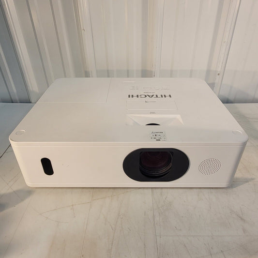 Hitachi CP-WU5505 LCD Projector CP-WU5505GF For Parts Does Not Work