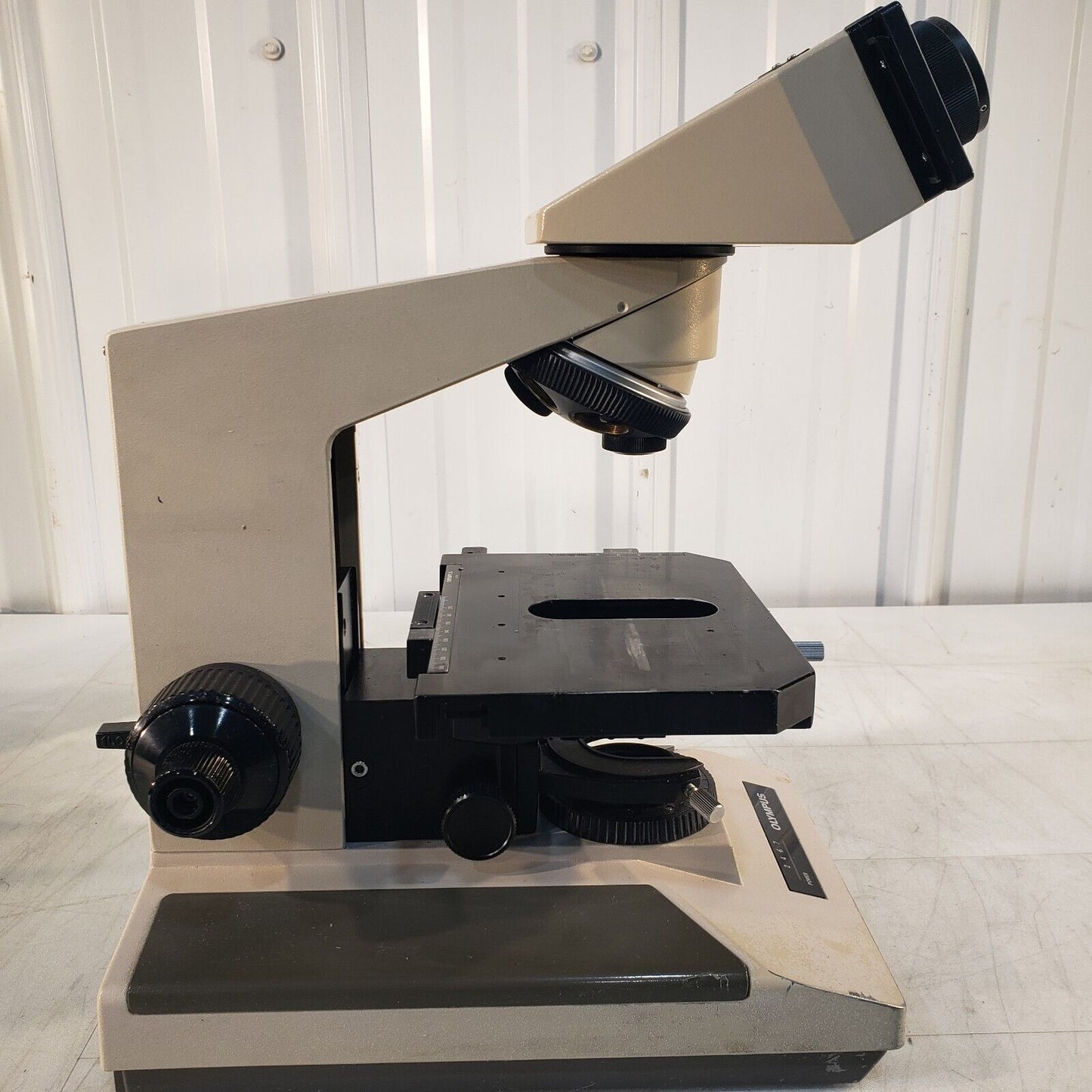 Olympus BH-2 Microscope Housing BHTU WITHOUT Lamphouse, Eyepieces, or Objectives