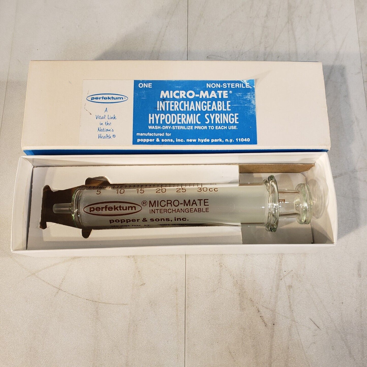 Perfektum Micro-Mate 30cc Interchangeable Scientific Syringe