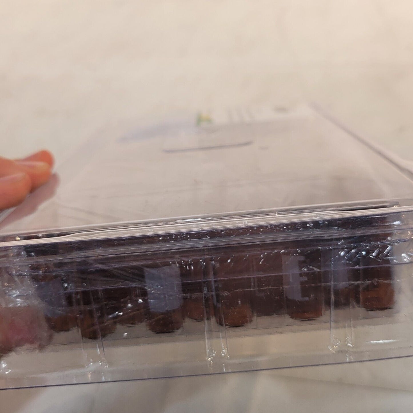 Supelco 29653-U Certified Vail Kit 2mL Amber Glass Plastic With Lids Pack Of 100