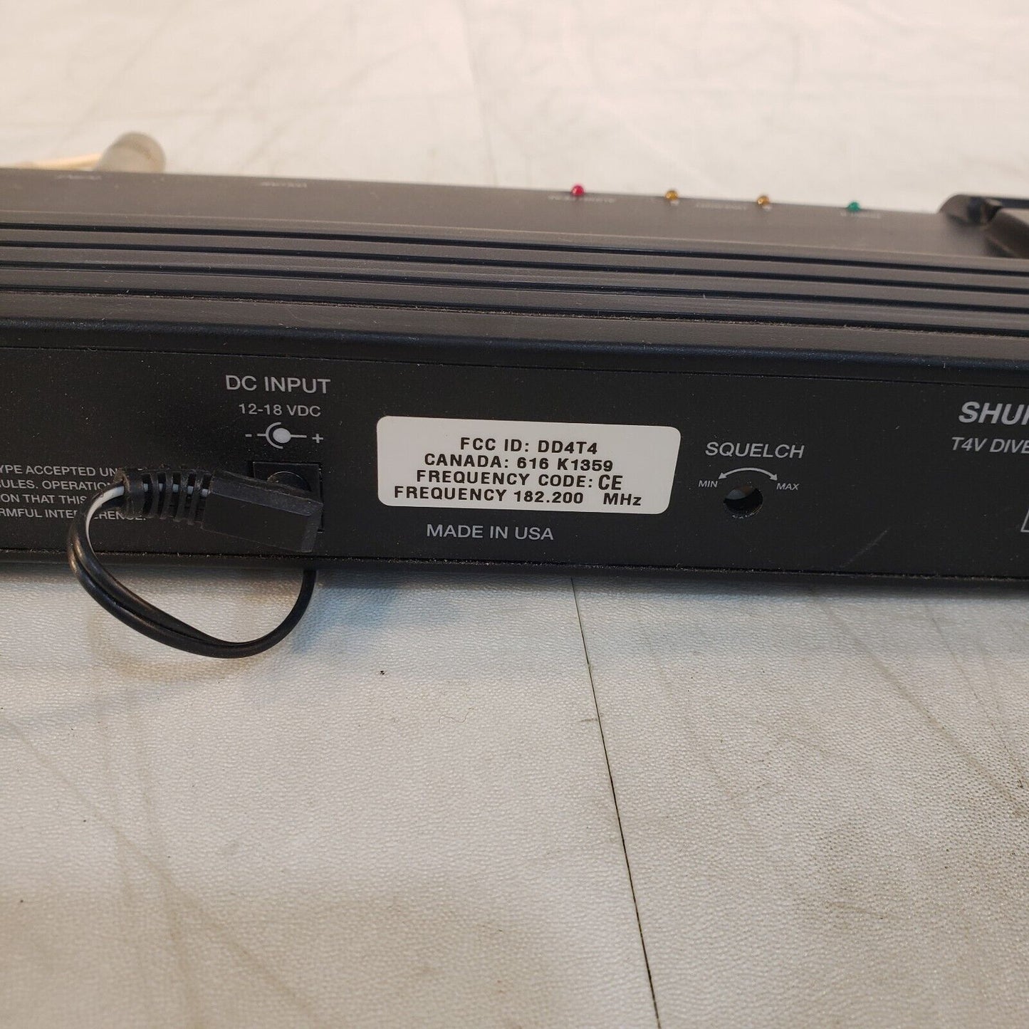 Shure T4V Diversity Receiver, T1 Transmitter Wireless Microphone Kit Vintage