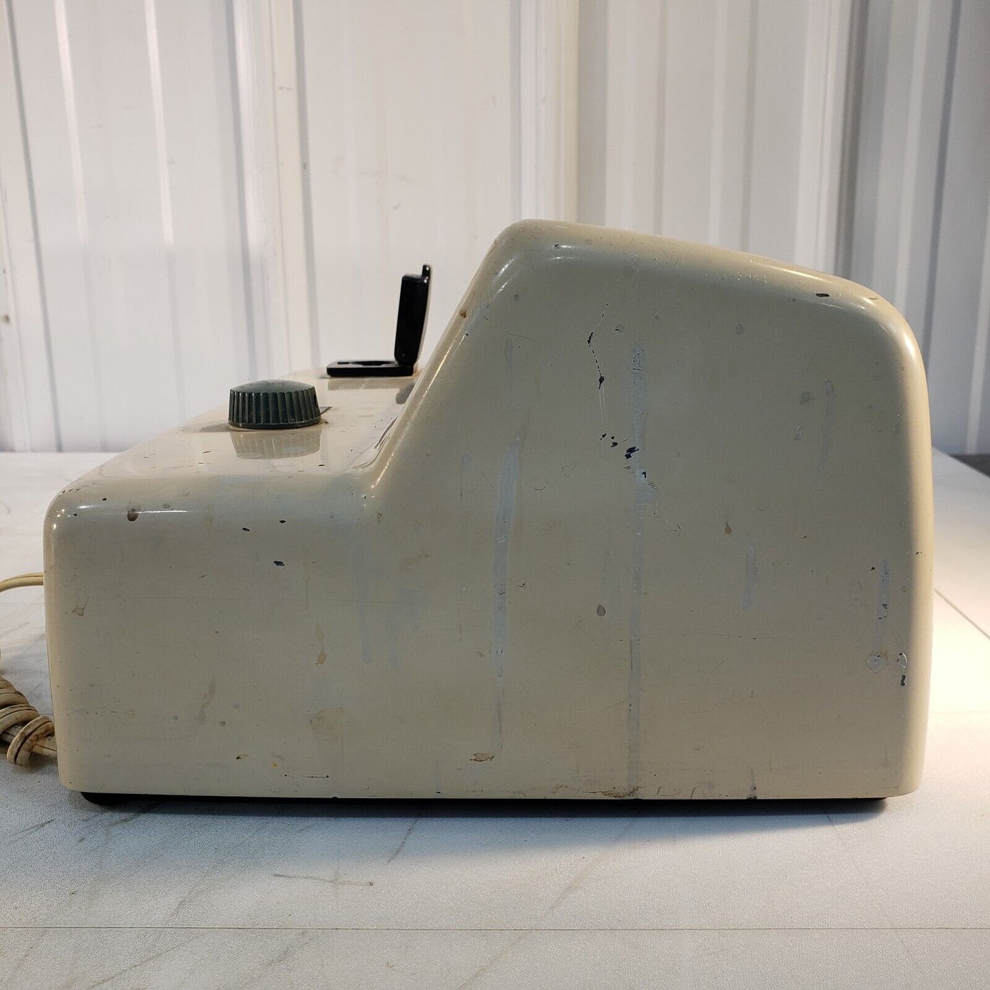 Vintage Bausch & Lomb 340 Spectrophotometer 33-29-40 Monochromator Spectrometer