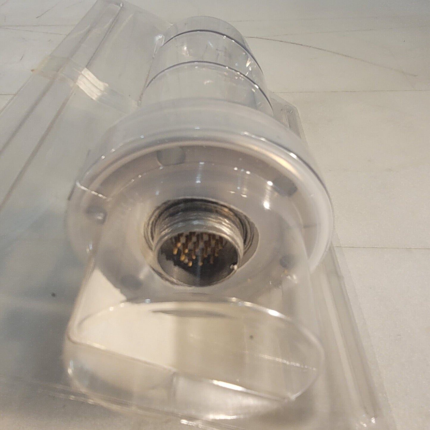 Hositrad 18906-01-CF 2.75" DN35CF 19-Pin Electrical Feedthrough Conflat Flange