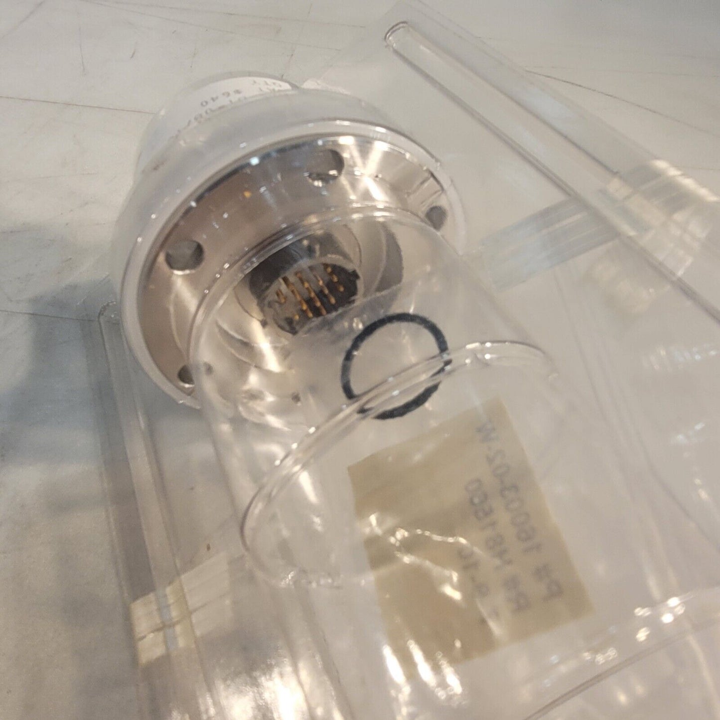 Hositrad 18906-01-CF 2.75" DN35CF 19-Pin Electrical Feedthrough Conflat Flange