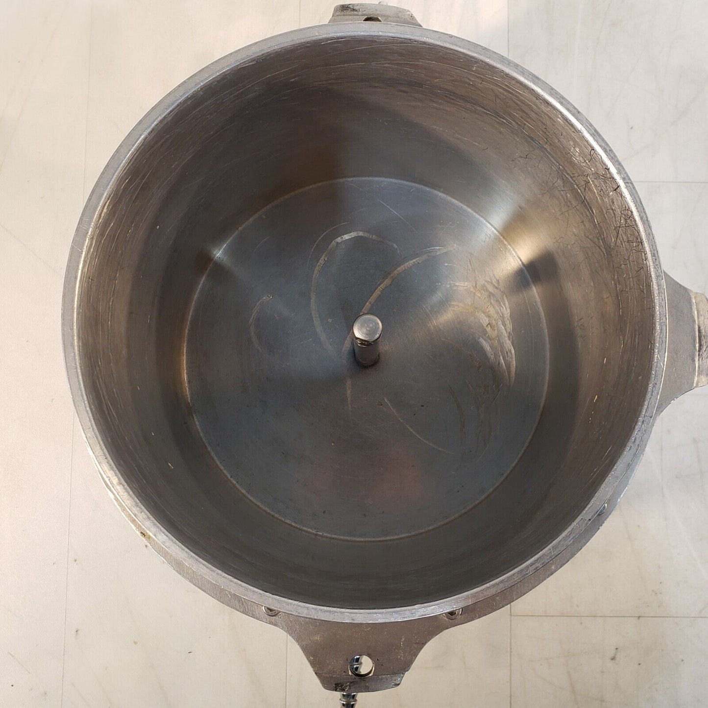 Cast Aluminum Jacketed Mixing Bowl Vessel 8" Diameter Cooling Heating