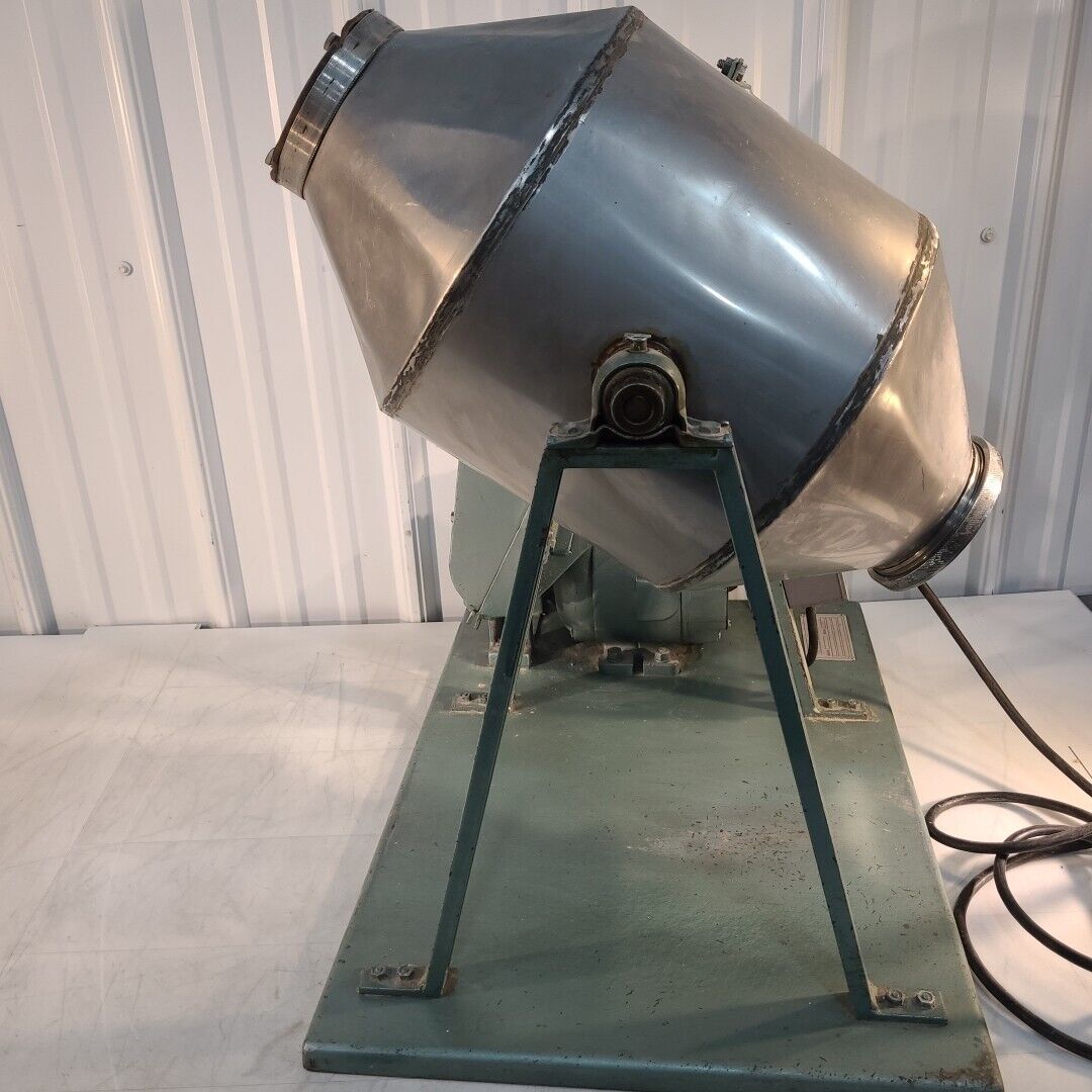 Fluidizer XBTIG Rotary Laboratory Mixer Stirrer Powder Chamber 1/8HP 120V 2.8A