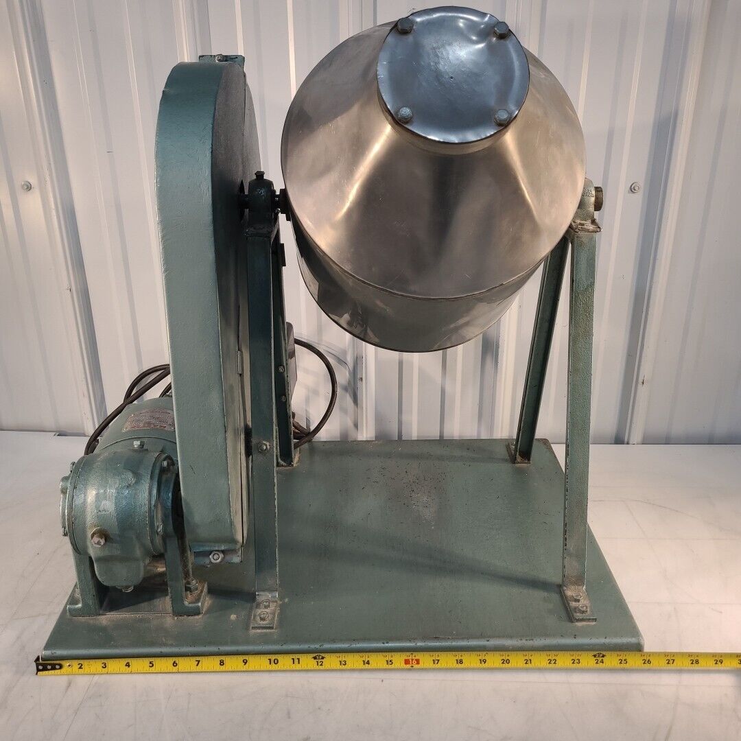 Fluidizer XBTIG Rotary Laboratory Mixer Stirrer Powder Chamber 1/8HP 120V 2.8A