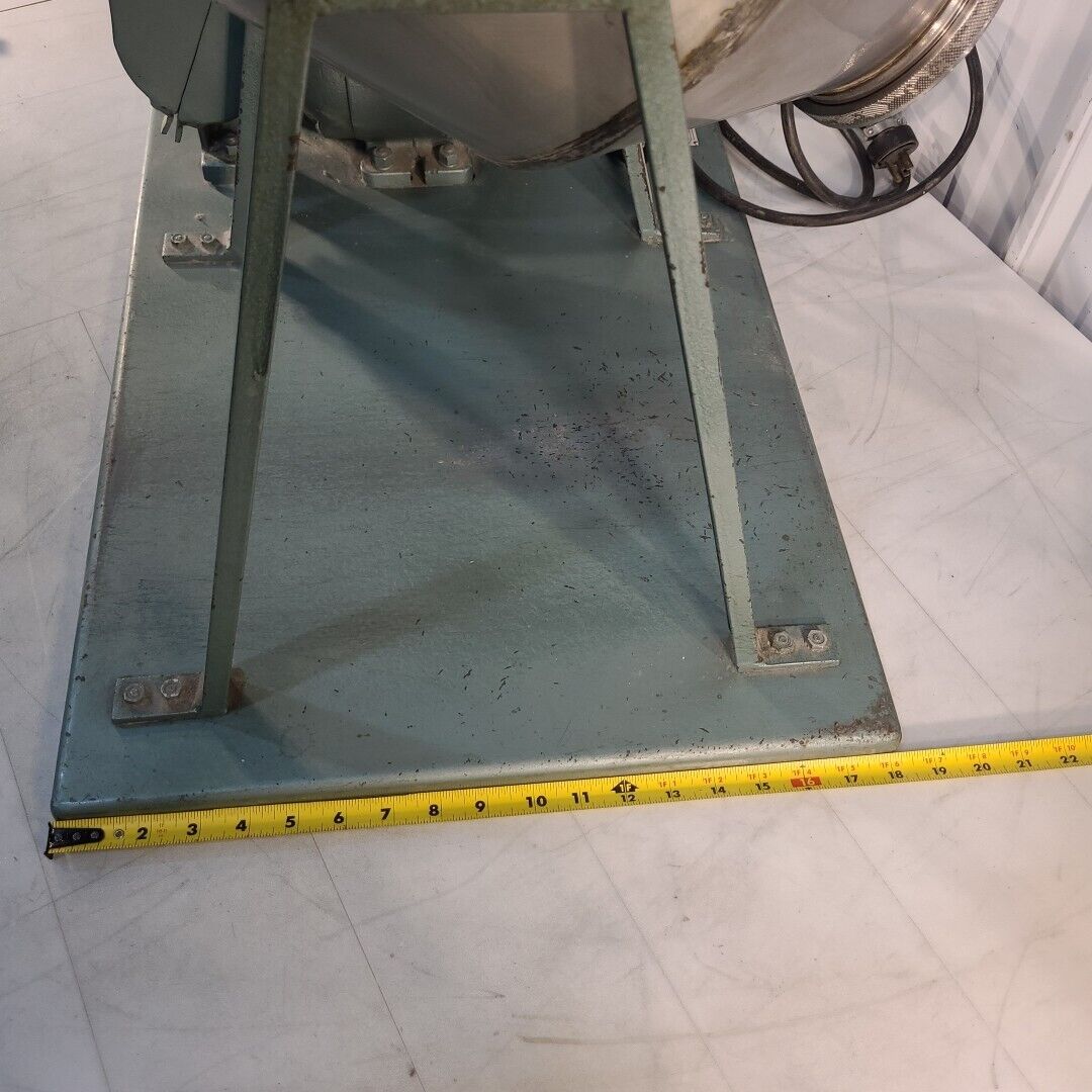 Fluidizer XBTIG Rotary Laboratory Mixer Stirrer Powder Chamber 1/8HP 120V 2.8A