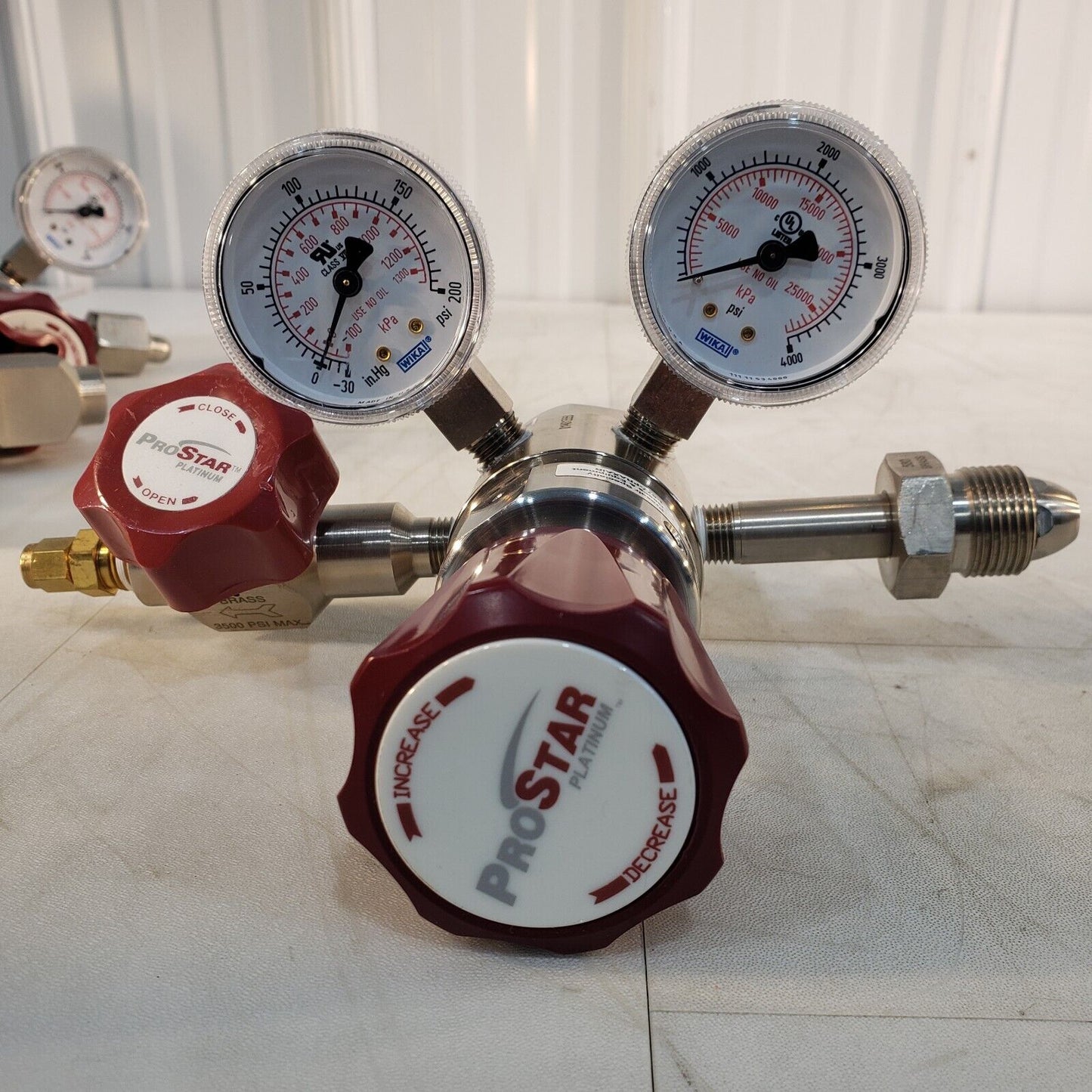 ProStar Platinum PRS301233 High Purity Pressure Regulator Max In 3000psi
