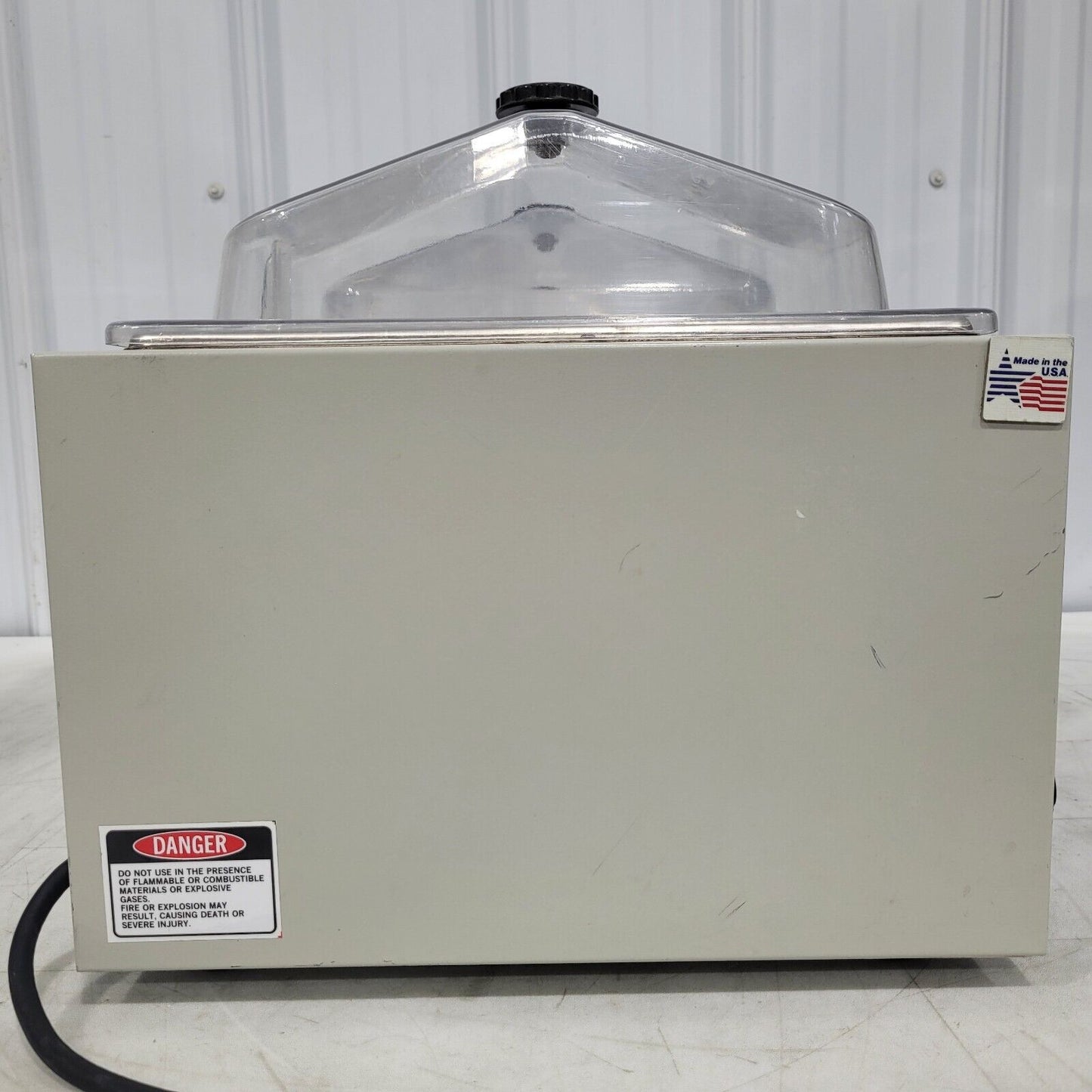 Lab-Line 18800 Dual Chamber Aqubath 5L & 10L 120V 12.5A 1500W 50/60Hz