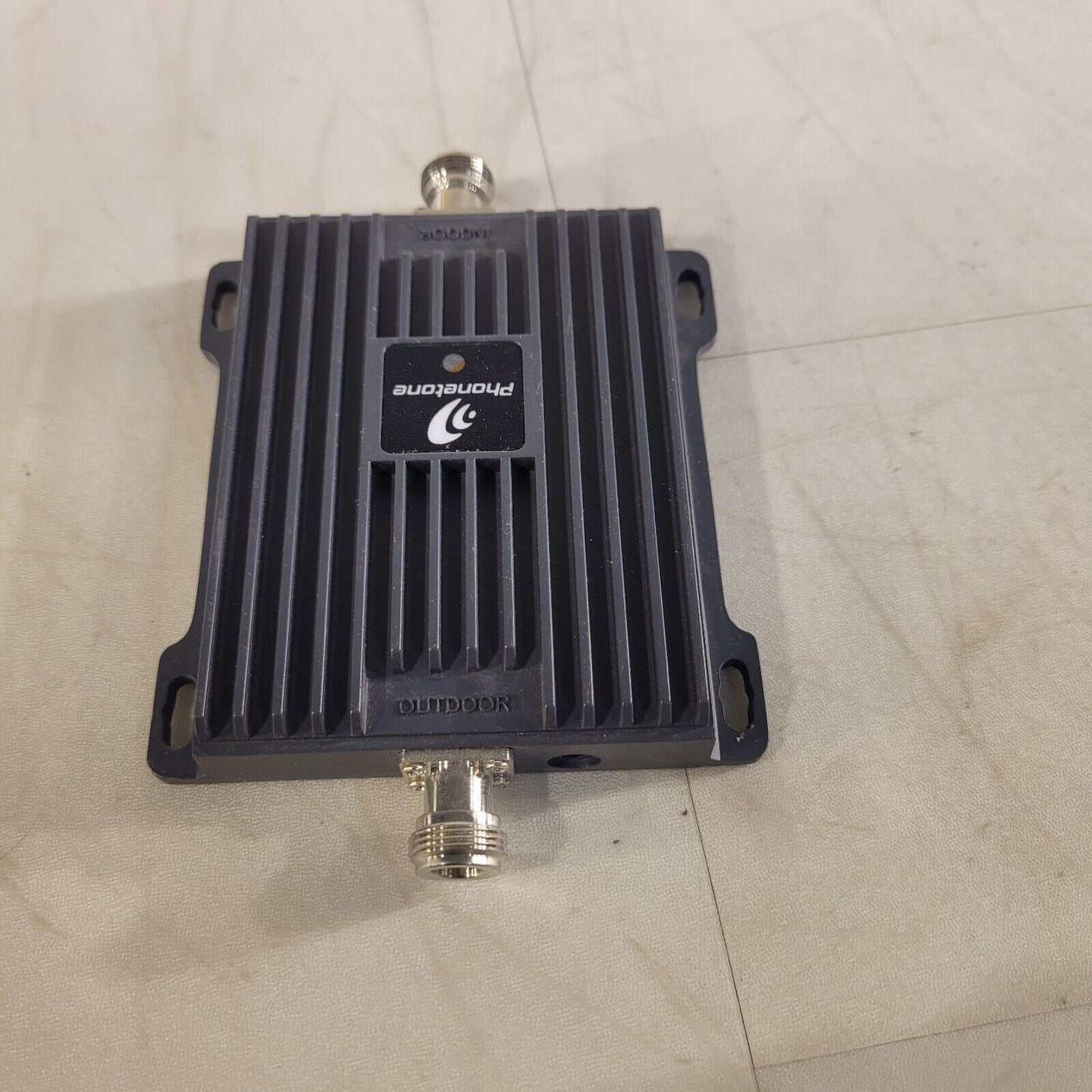 Band 66 and 4 Cell Phone Signal Booster AN-B66-65 10W w/ 3G Yagi/Panel Antenna