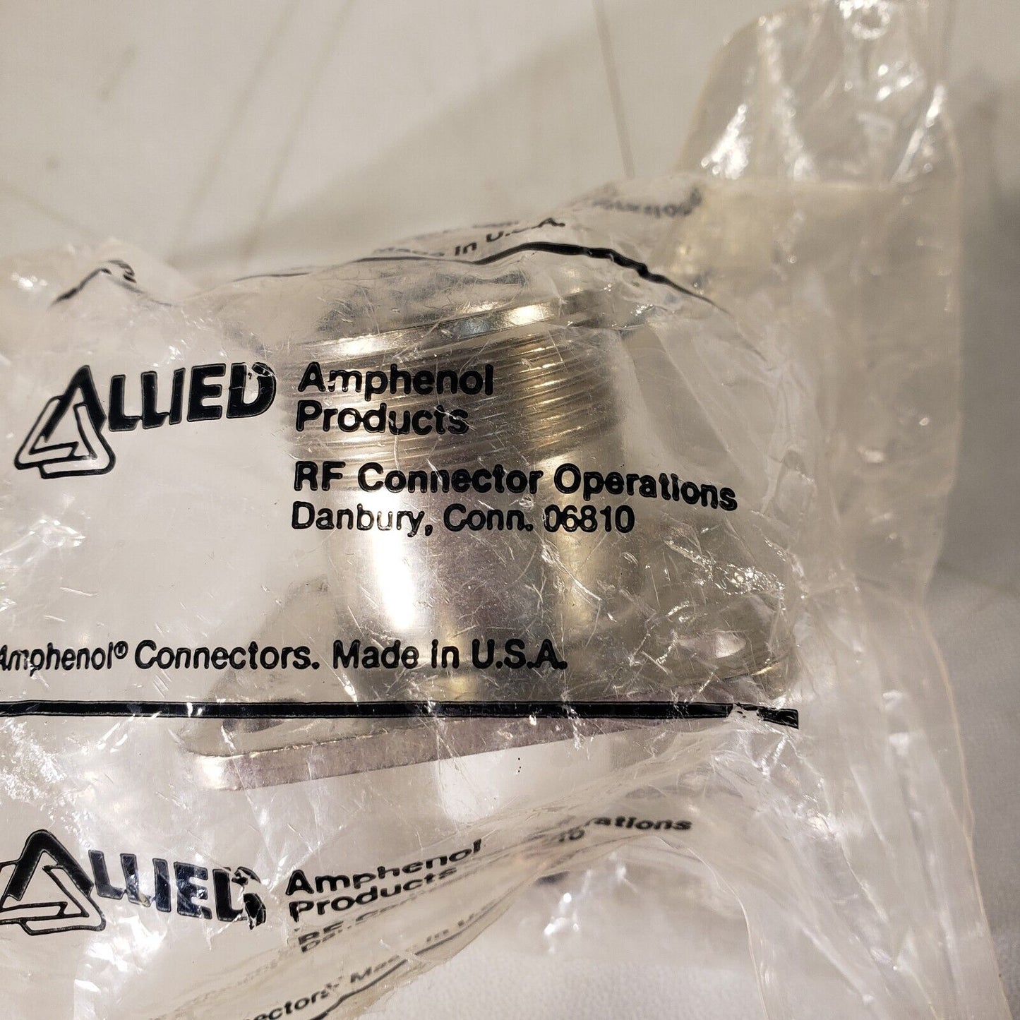 Amphenol UG-352/U RF Connector N-Type Straight Solder Jack 50ohm 4 GHz