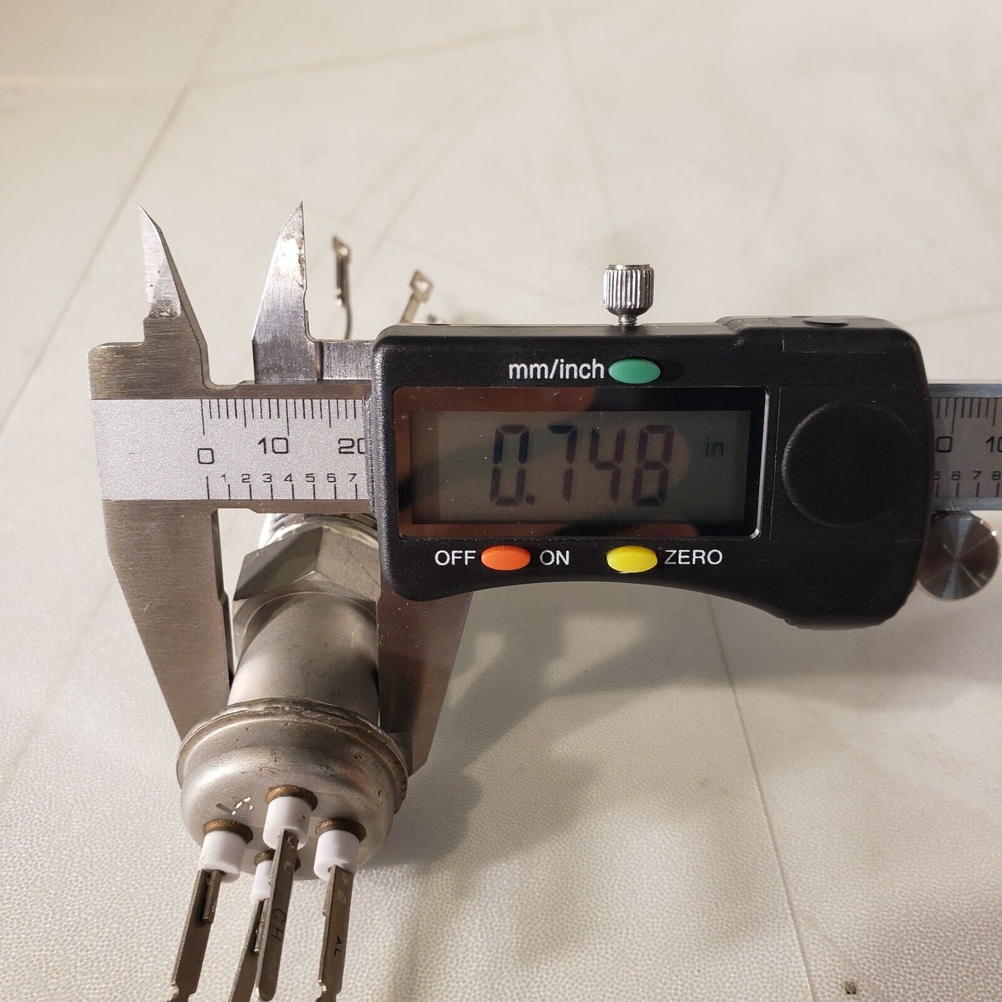 2-Channel 4-Pin Thermocouple Feedthrough 3/4" NPT Stainless Steel Pressure