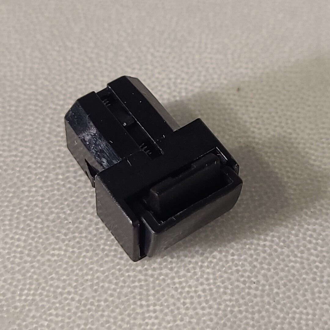 Shimadzu 228-45087 NS Latch Roght Door Panel Catch LC-20A Spring-Type Catch