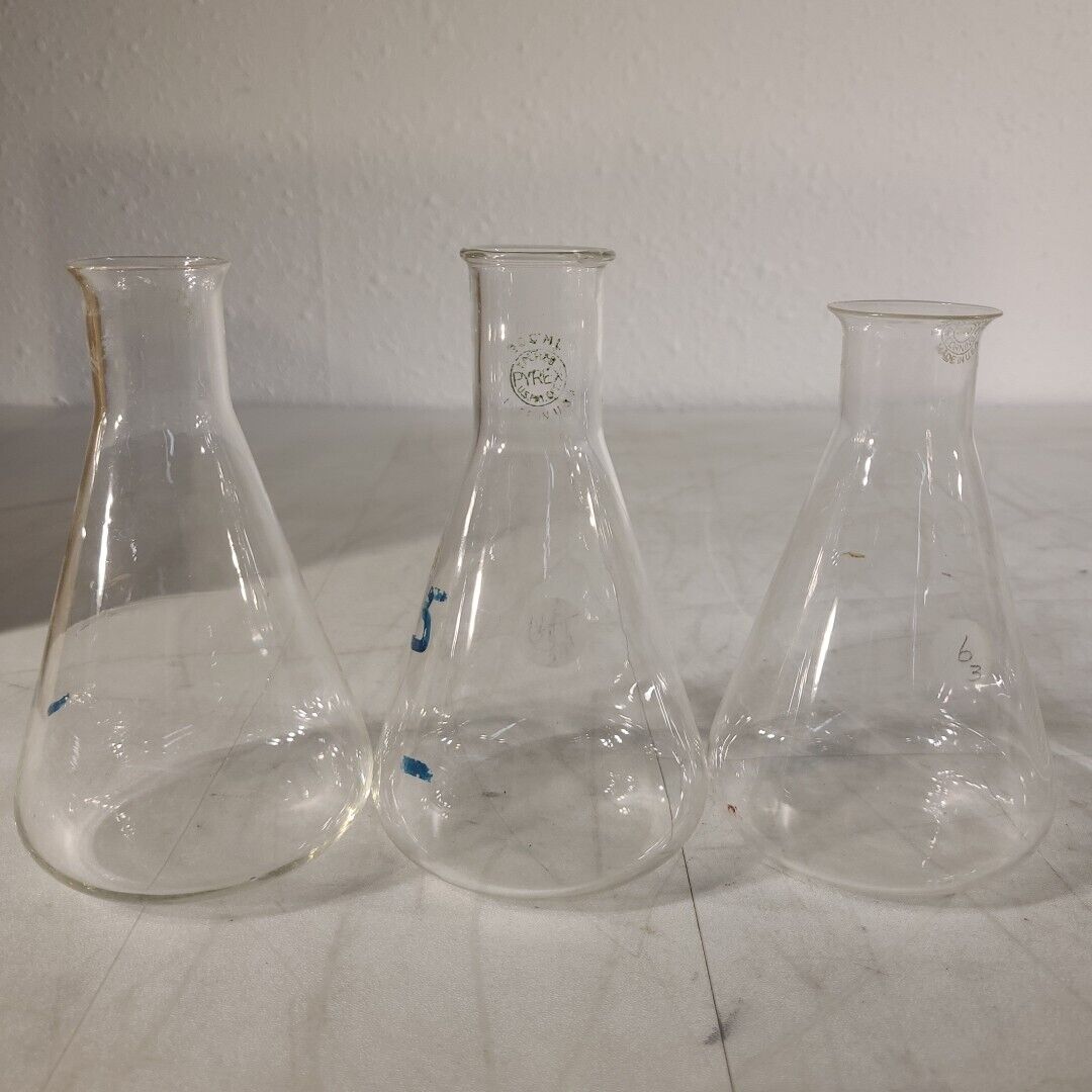 Lot Of 3 Pyrex Corning 300mL Erlenmeyer Flask Laboratory Glassware Chemistry Use