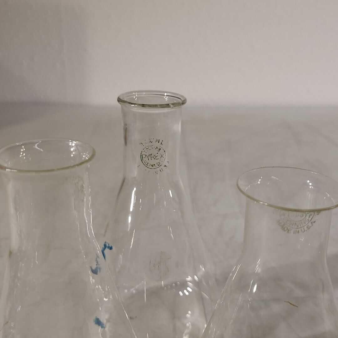 Lot Of 3 Pyrex Corning 300mL Erlenmeyer Flask Laboratory Glassware Chemistry Use