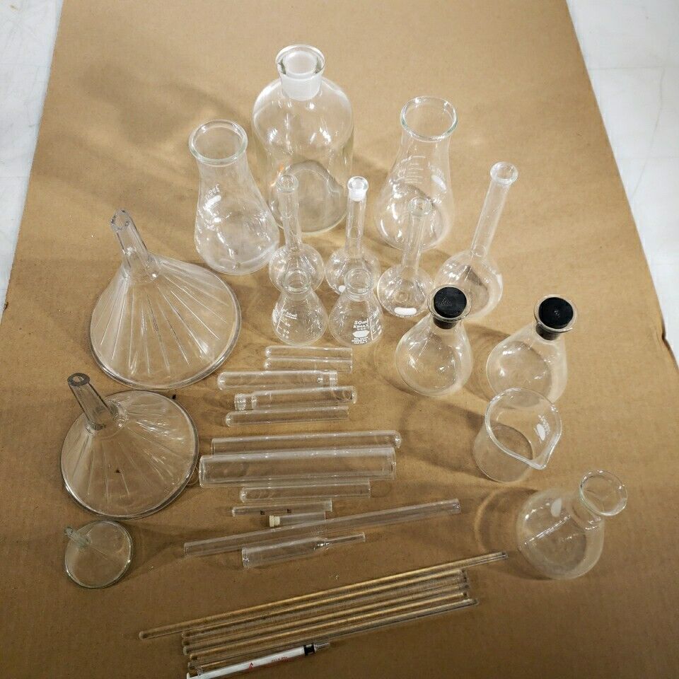 Lot Of 35 Miscellaneous Laboratory Glassware Pyrex Corning Kimax Glas-Pak