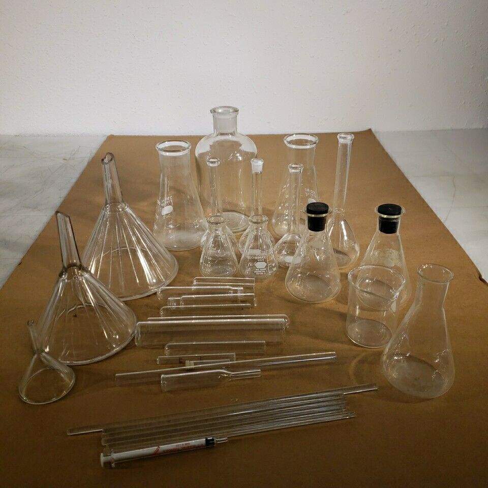 Lot Of 35 Miscellaneous Laboratory Glassware Pyrex Corning Kimax Glas-Pak