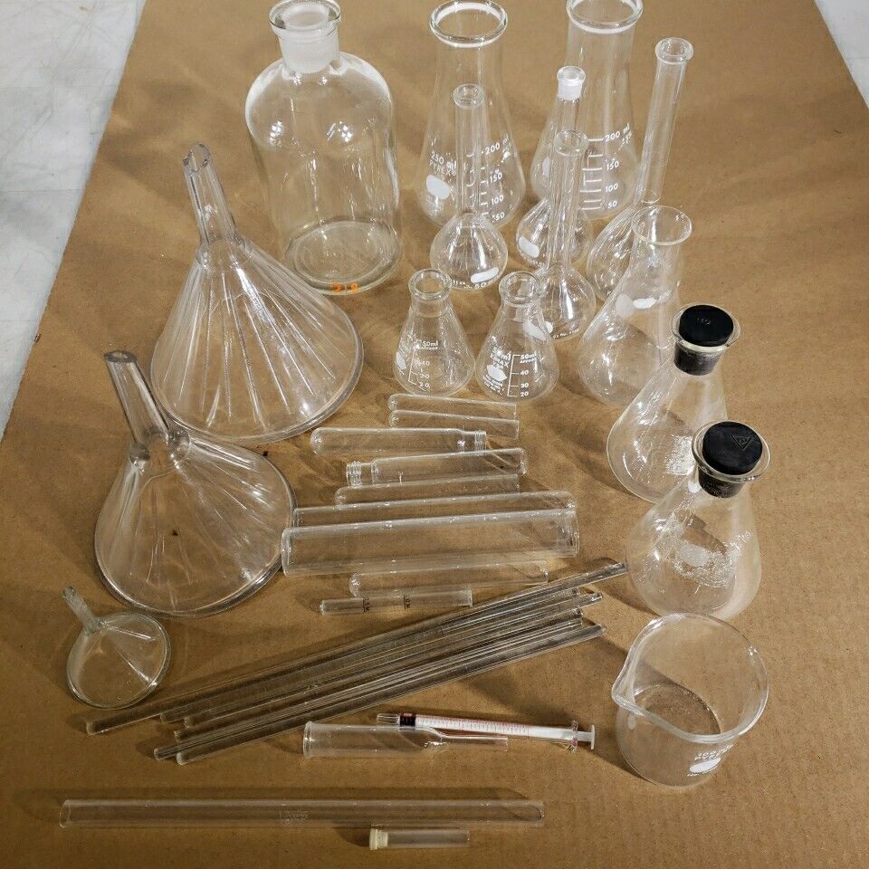 Lot Of 35 Miscellaneous Laboratory Glassware Pyrex Corning Kimax Glas-Pak
