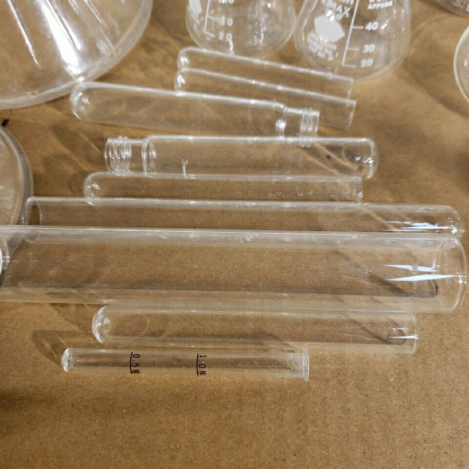 Lot Of 35 Miscellaneous Laboratory Glassware Pyrex Corning Kimax Glas-Pak