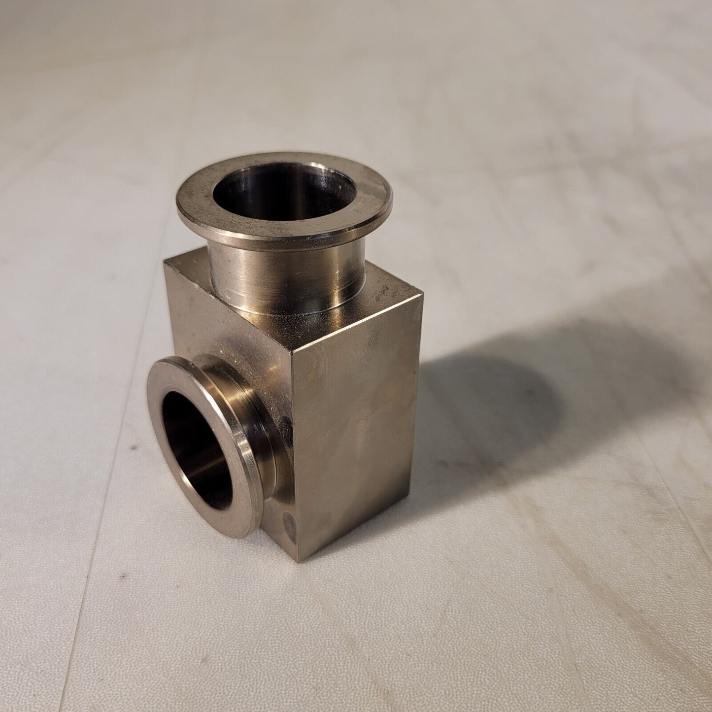 ISO KF25 NW25 90 Degree Elbow 40mm OD Box Shape SS High Vacuum