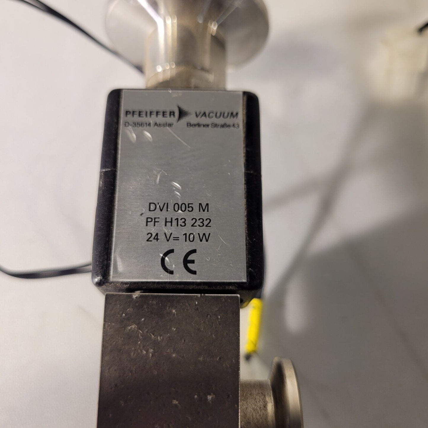 ISO 4-Way Cross KF16 NW16 Flange KF25 NW25 Pfeiffer DVI 005 M Solenoid Valves