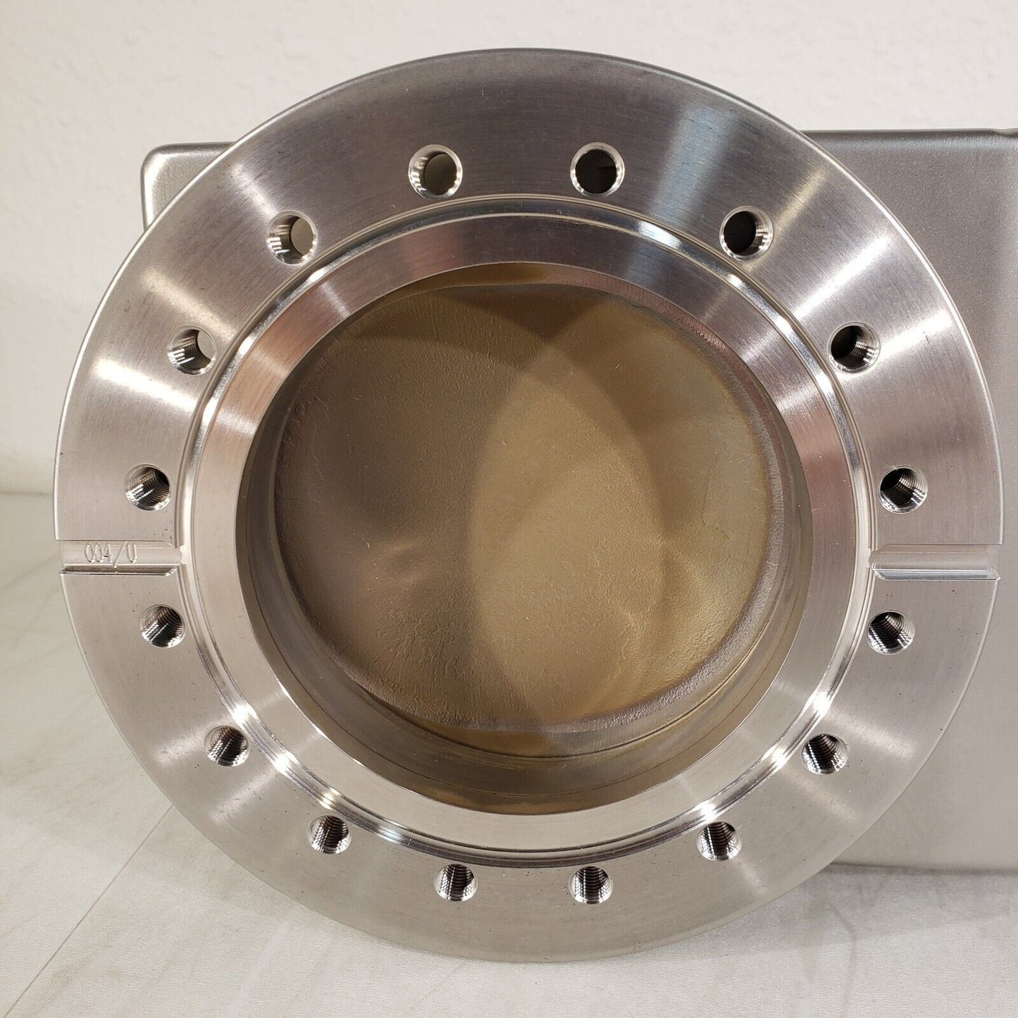 VAT 6" DN100CF Pneumatic Gate Valve High Vacuum Z-3545 1/4" Pneumatic Fittings