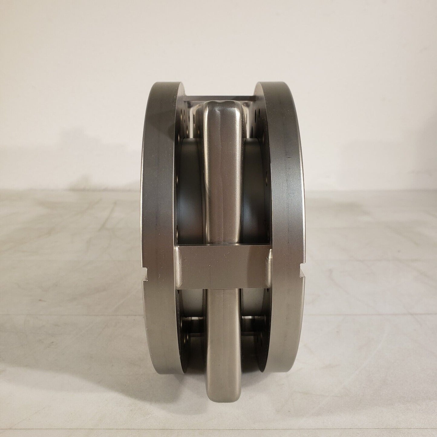 VAT 6" DN100CF Pneumatic Gate Valve High Vacuum Z-3545 1/4" Pneumatic Fittings