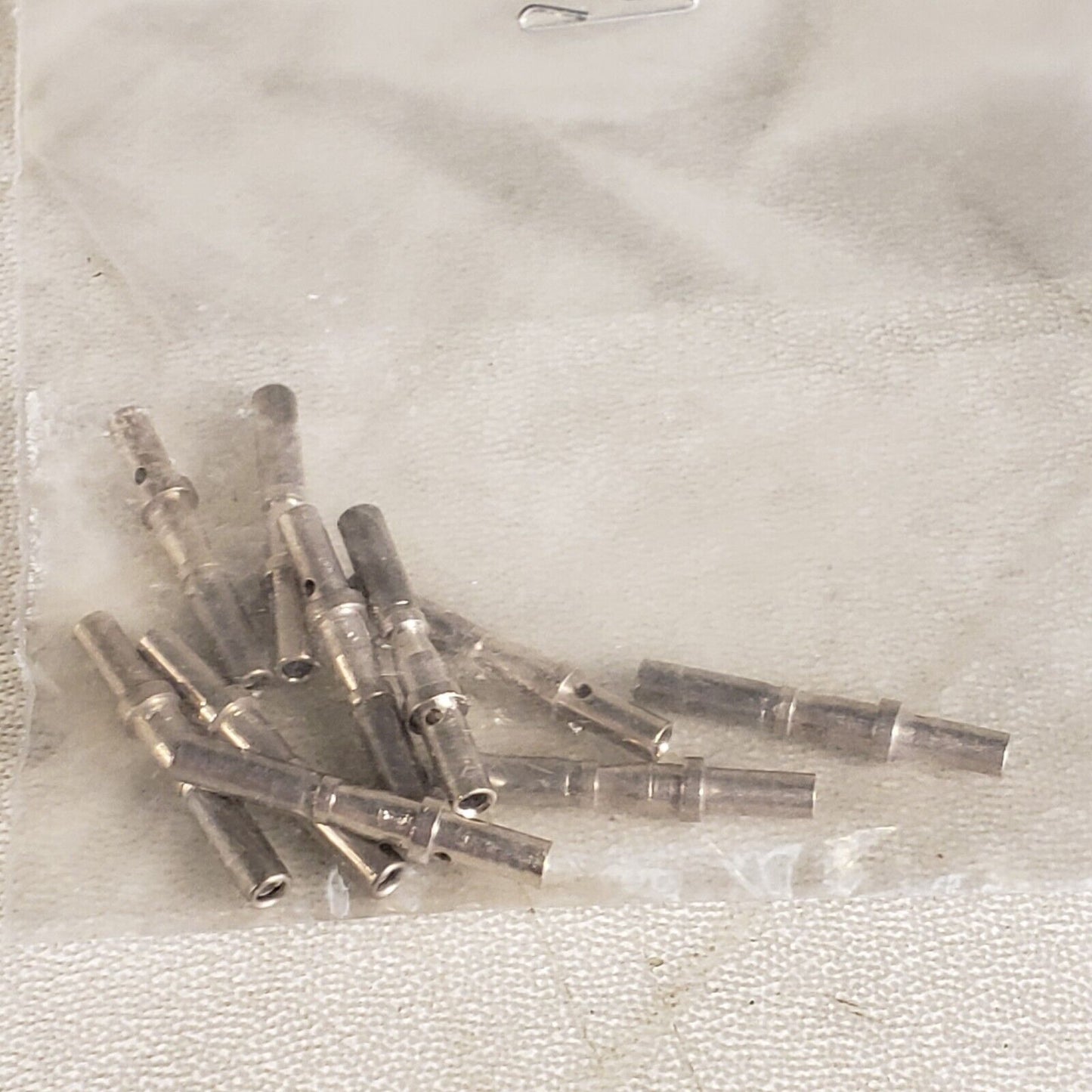 Amphenol MS3101A28-16P 20 Pin Connector Coaxial With Set Of Extra Pins Round