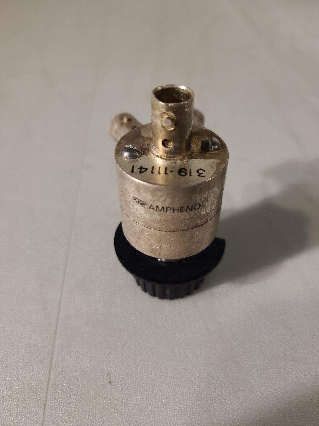 Amphenol 319-11141 RF / Manual Turn Coaxial Switch 554 7608 BNC Tee 3-Way
