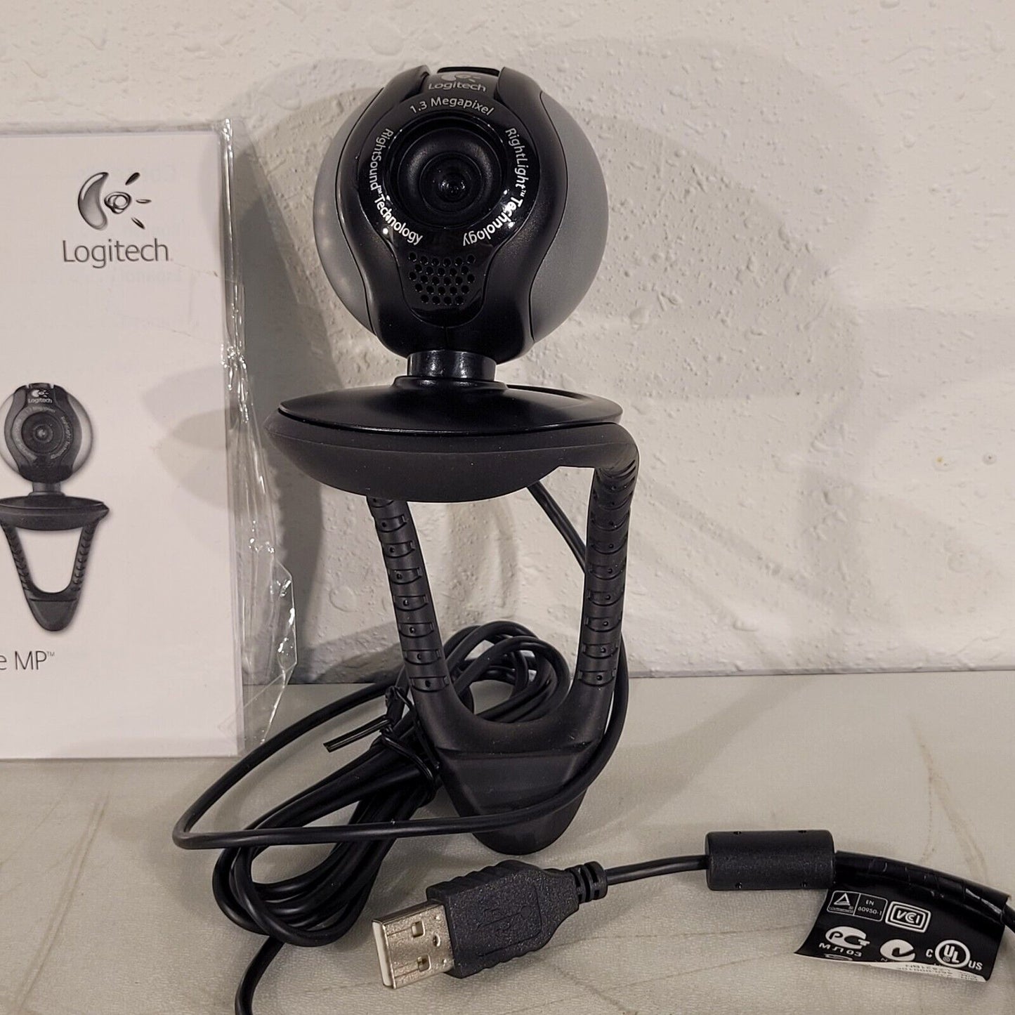 Logitech QuickCam Communicate MP S 5500 Web Cam USB Connector With User Guide