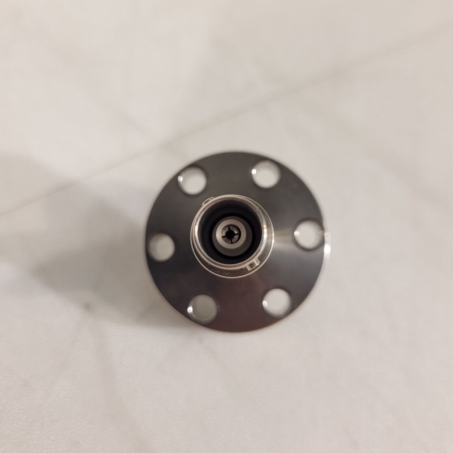 1.33" CF DN16CF 1-Pin Electrical Feedthrough Female BNC Connector High Vacuum