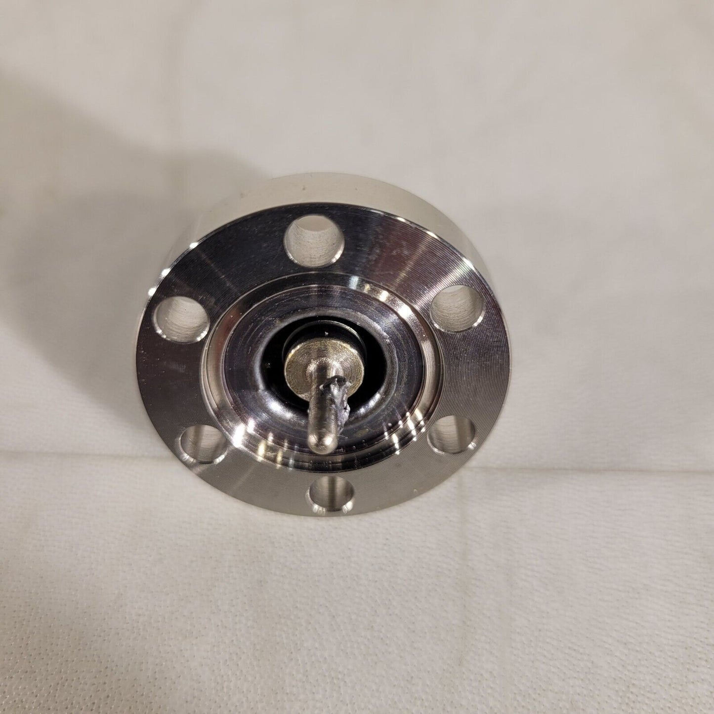 1.33" CF DN16CF 1-Pin Electrical Feedthrough Female BNC Connector High Vacuum