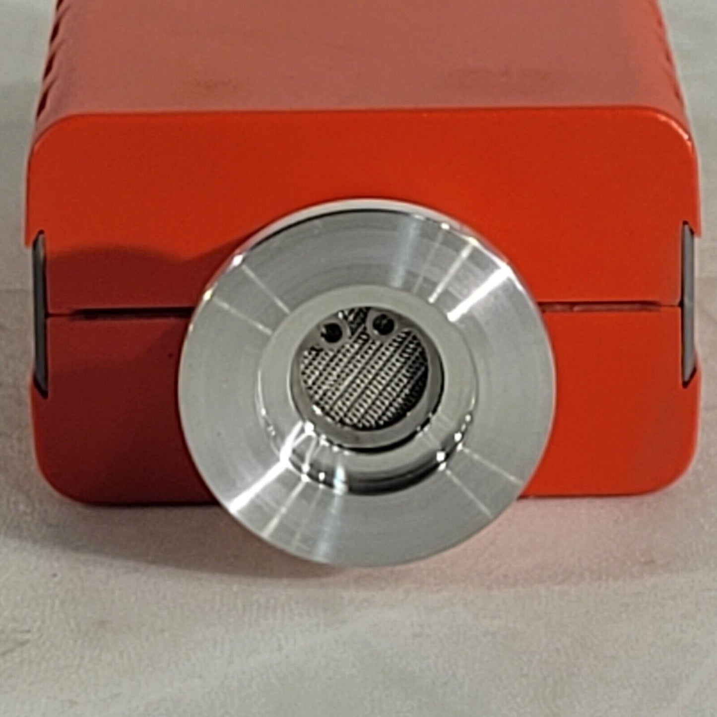 Edwards APG-L-NW16 Active Pirani Vacuum Gauge KF16 NW16 Flange D02173000