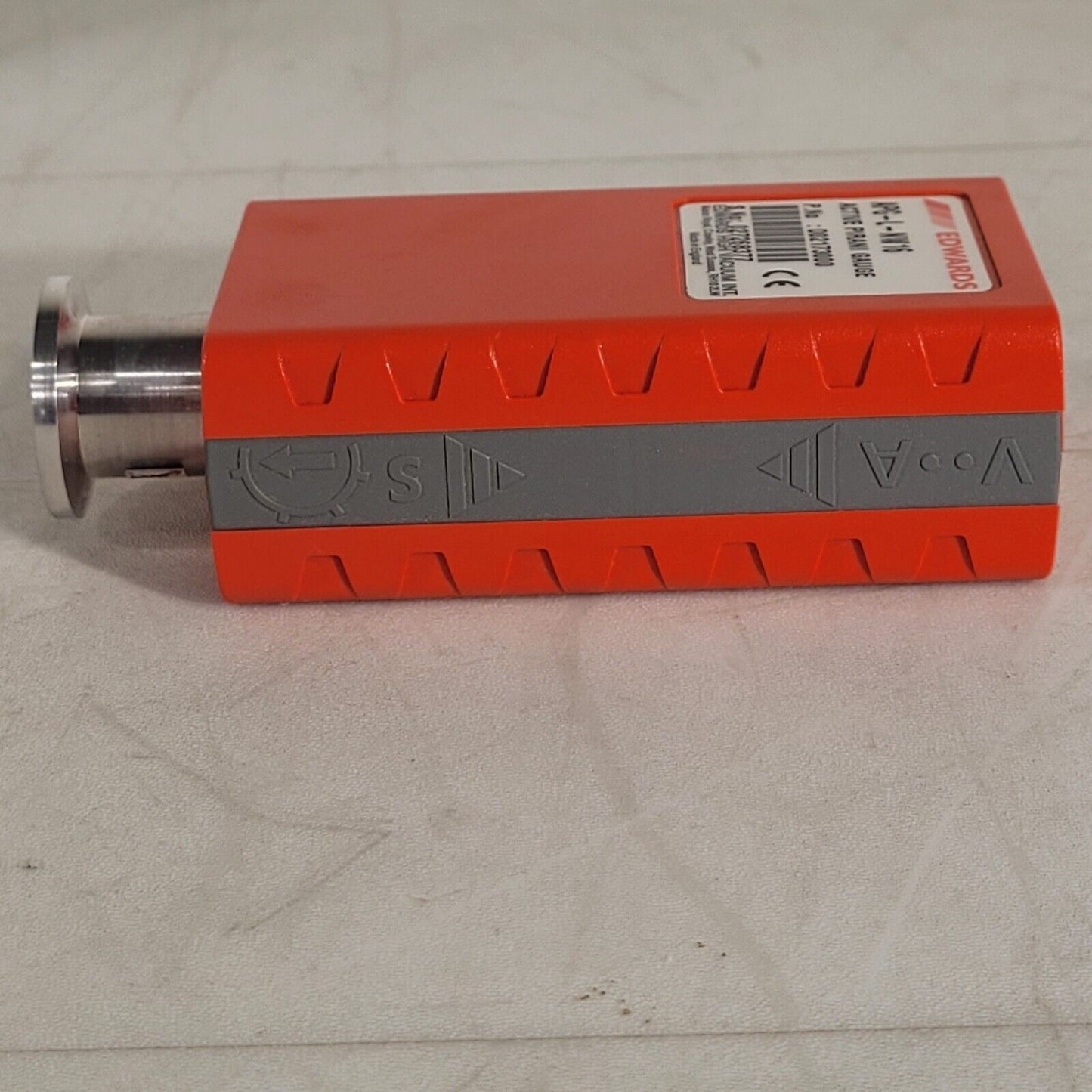 Edwards APG-L-NW16 Active Pirani Vacuum Gauge KF16 NW16 Flange D02173000
