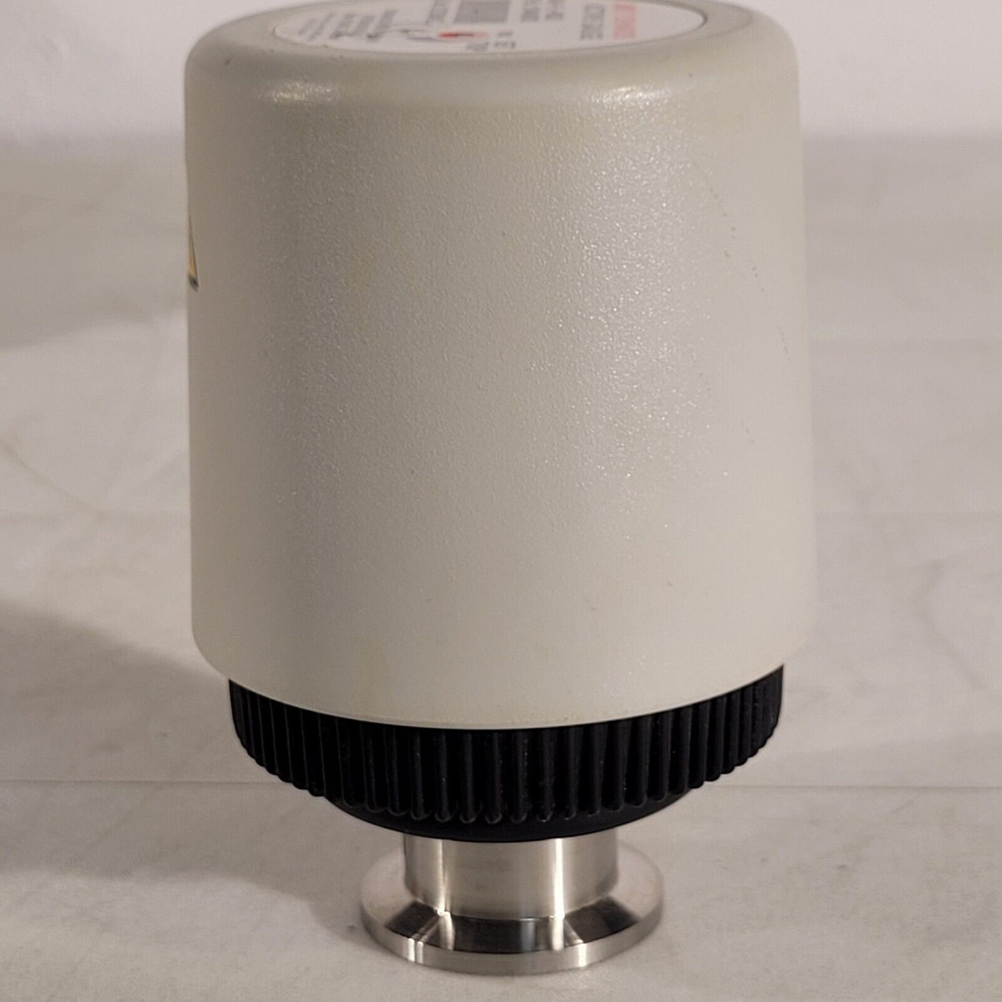 Edwards AIM-PL-NW25 Inverted Magnetron Vacuum Gauge Active KF25 NW25 D14646000